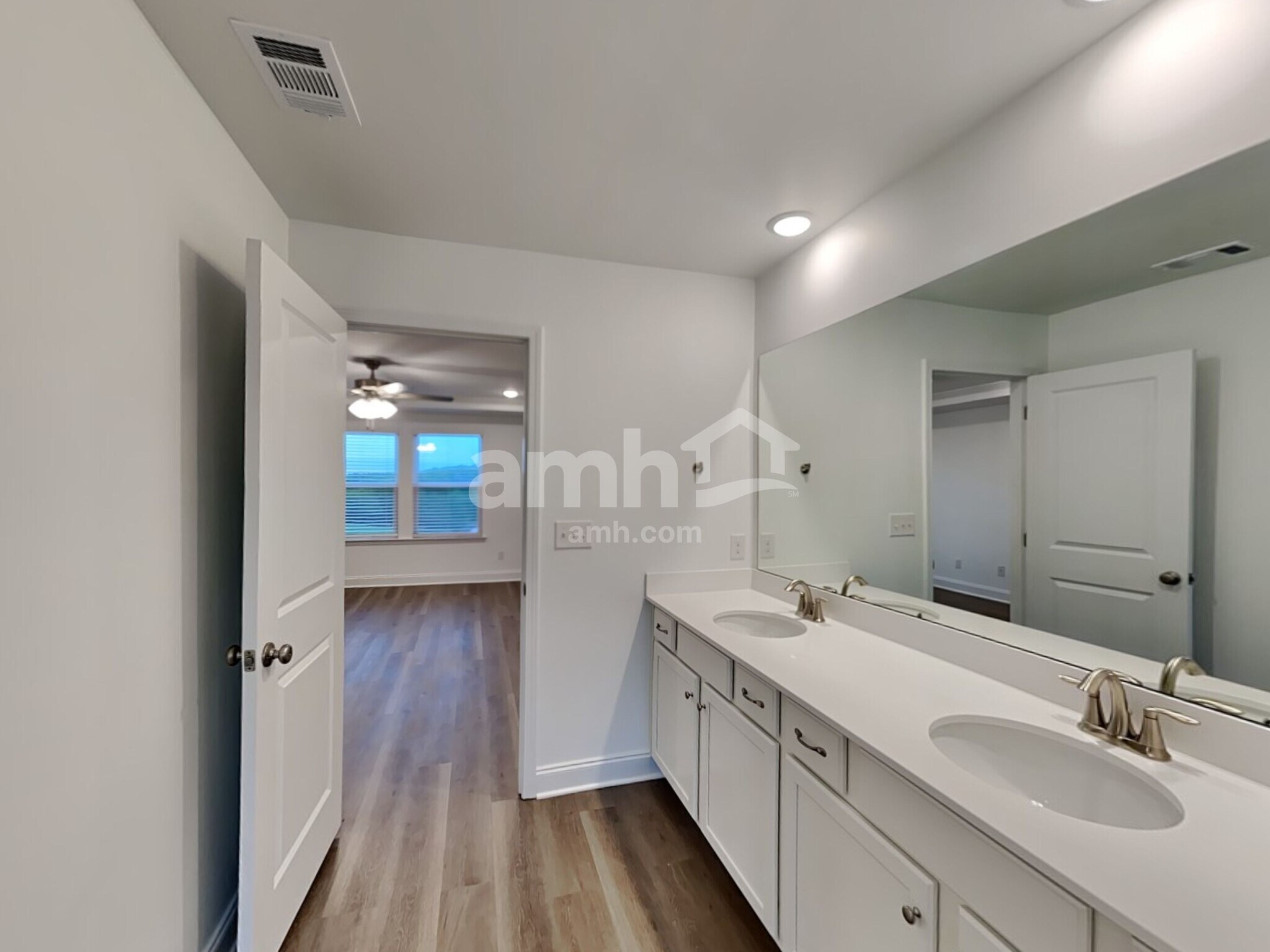 Building Photo - 201 Gershon Way