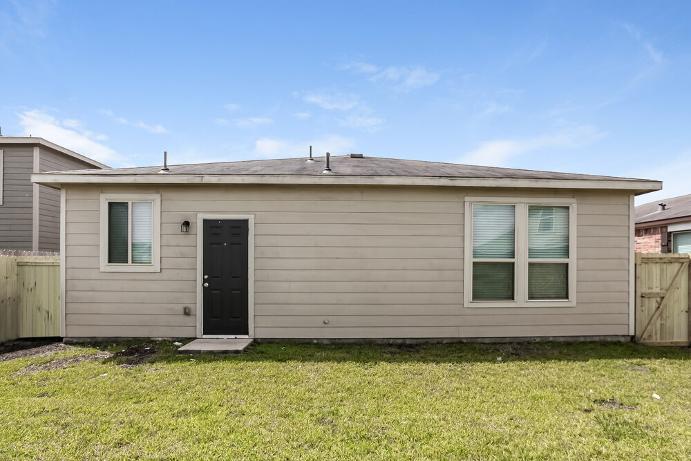 Building Photo - 6627 Dayridge Ln