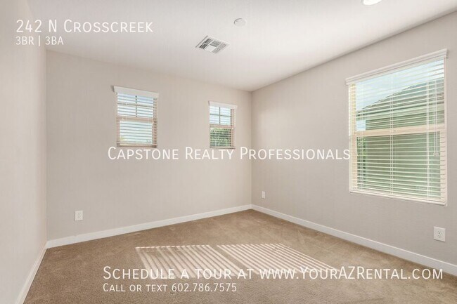 Building Photo - 242 N Crosscreek-