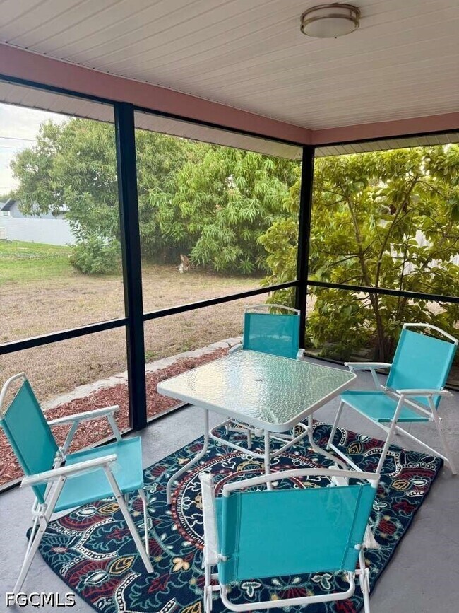 Building Photo - 930 SW 34th St