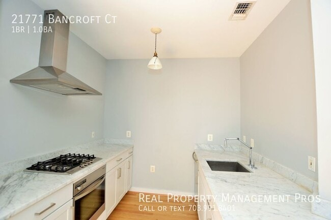 Building Photo - 21771 Bancroft Ct
