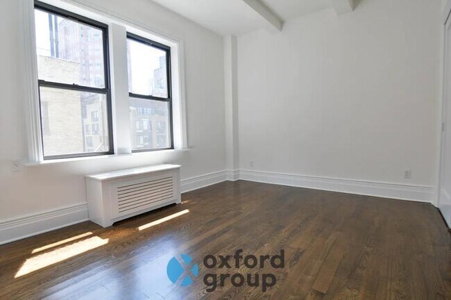 Building Photo - 2 bedroom in New York NY 10023