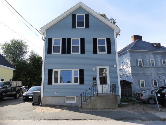 Primary Photo - 50 Greenville St