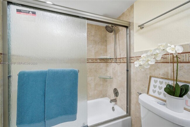 Building Photo - 5401 Collins Ave