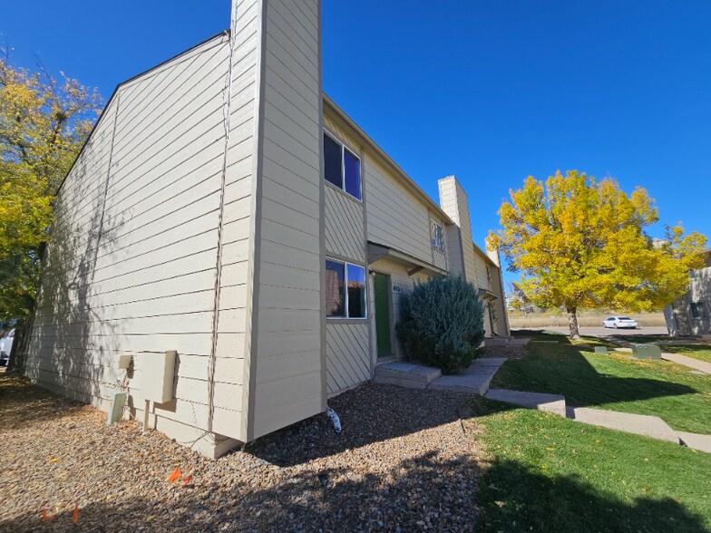 Building Photo - 1830 Lanka Ln