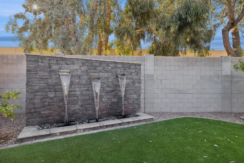 Building Photo - 1923 E Monterey Way