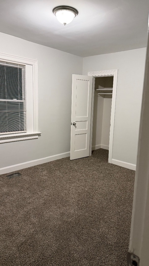 Building Photo - 914 Clark St