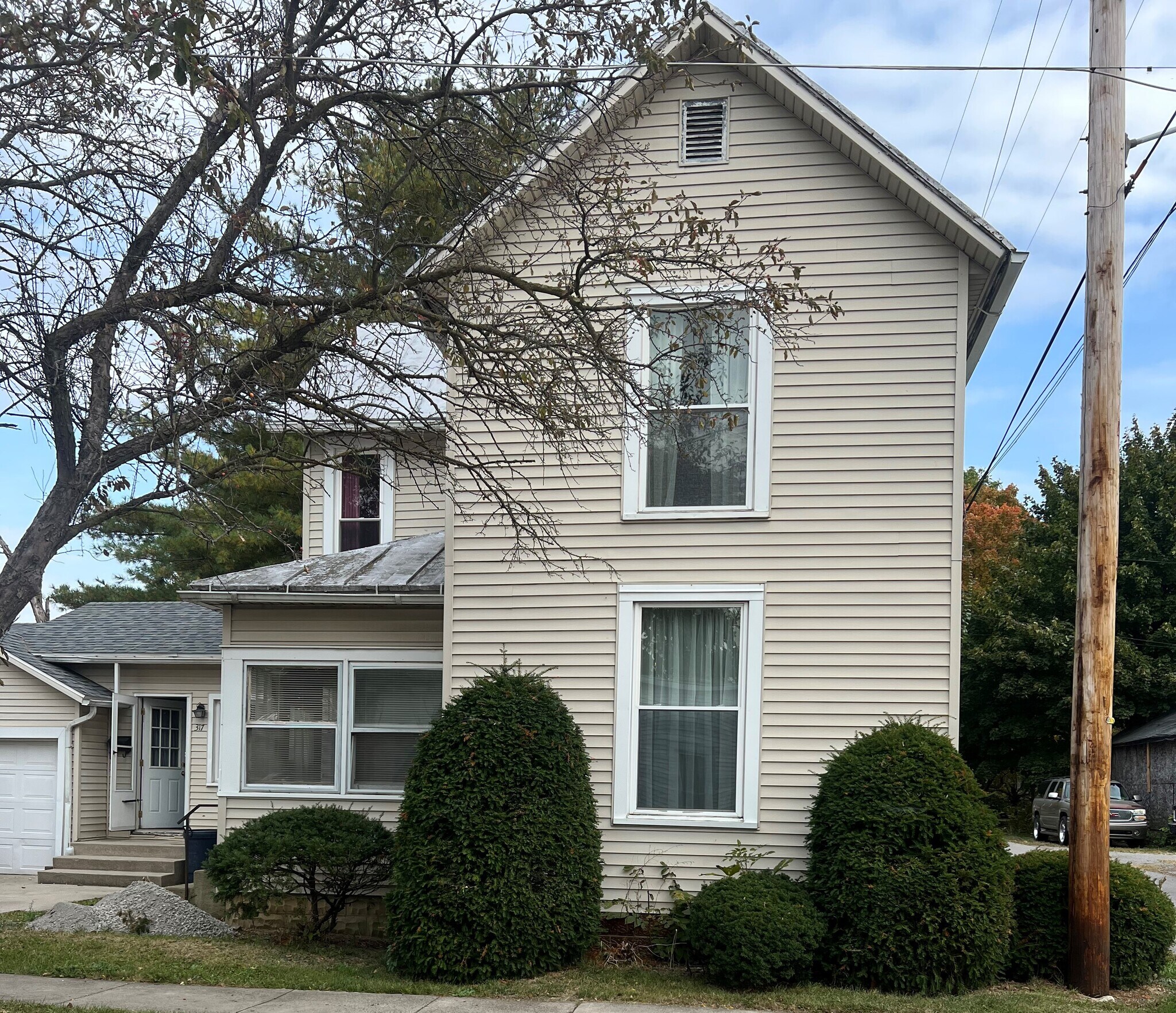 Building Photo - 317 Taylor St