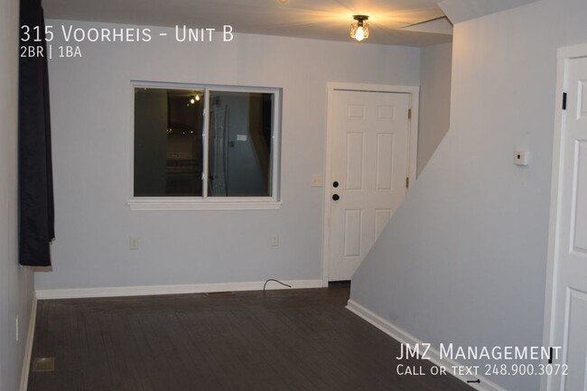 Building Photo - 315 Voorheis-Unit B