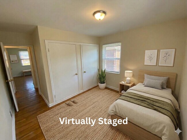 Building Photo - 73 N Hampton Rd