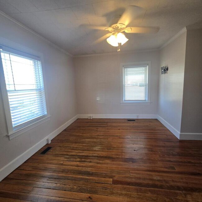 Building Photo - 7584 NC-43