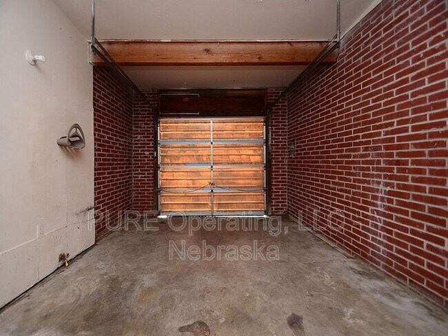 Building Photo - 9310 Binney St