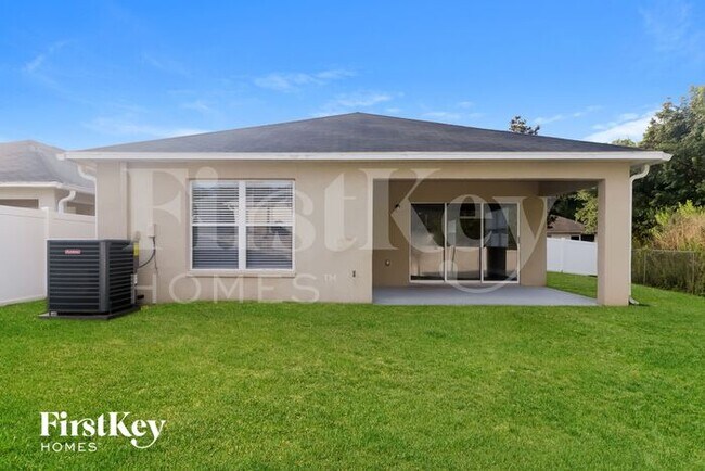 Building Photo - 25821 Syme Ct