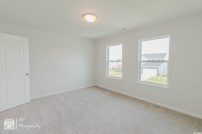 Building Photo - 1863 Villena Dr