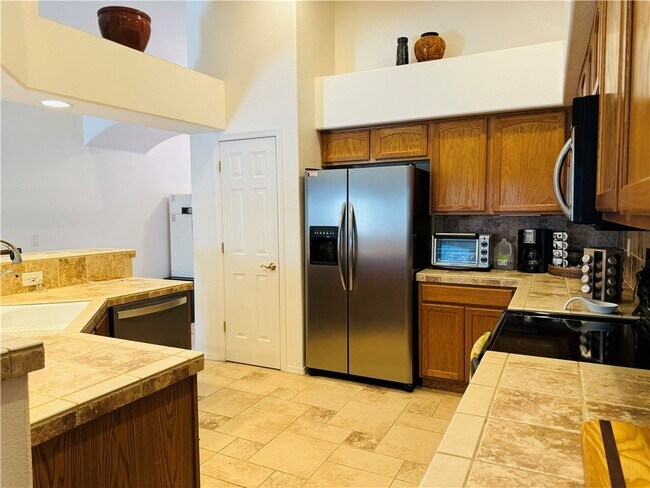 Building Photo - 5264 Antelope Dr
