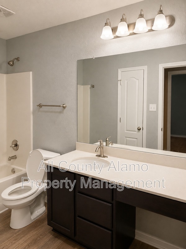 Building Photo - 5071 Mustang View
