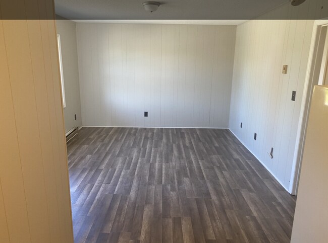 Building Photo - 3991 Bradford Ct