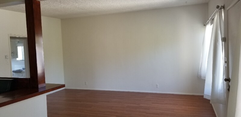 Building Photo - 1150 Manhattan Beach Blvd