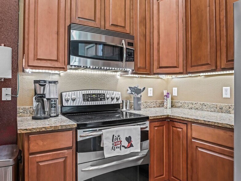 Building Photo - 12896 SW 48th Lane Rd