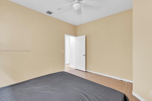 Building Photo - 12686 Little Palm Ln