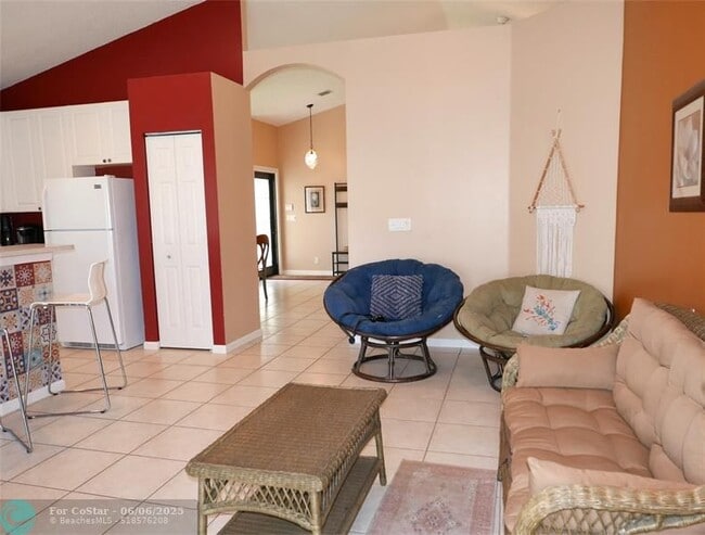 Building Photo - 7614 Colony Lake Dr