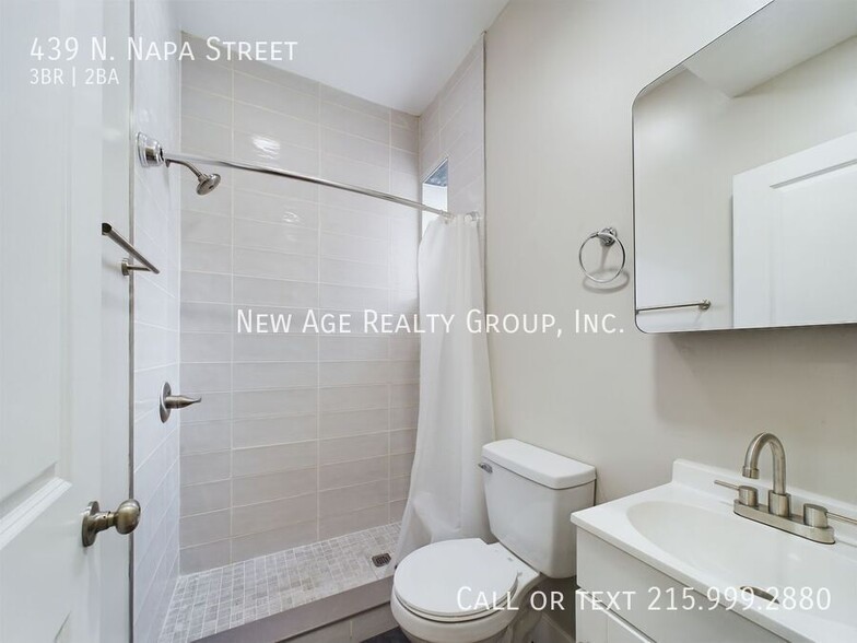 Building Photo - 439 N Napa St