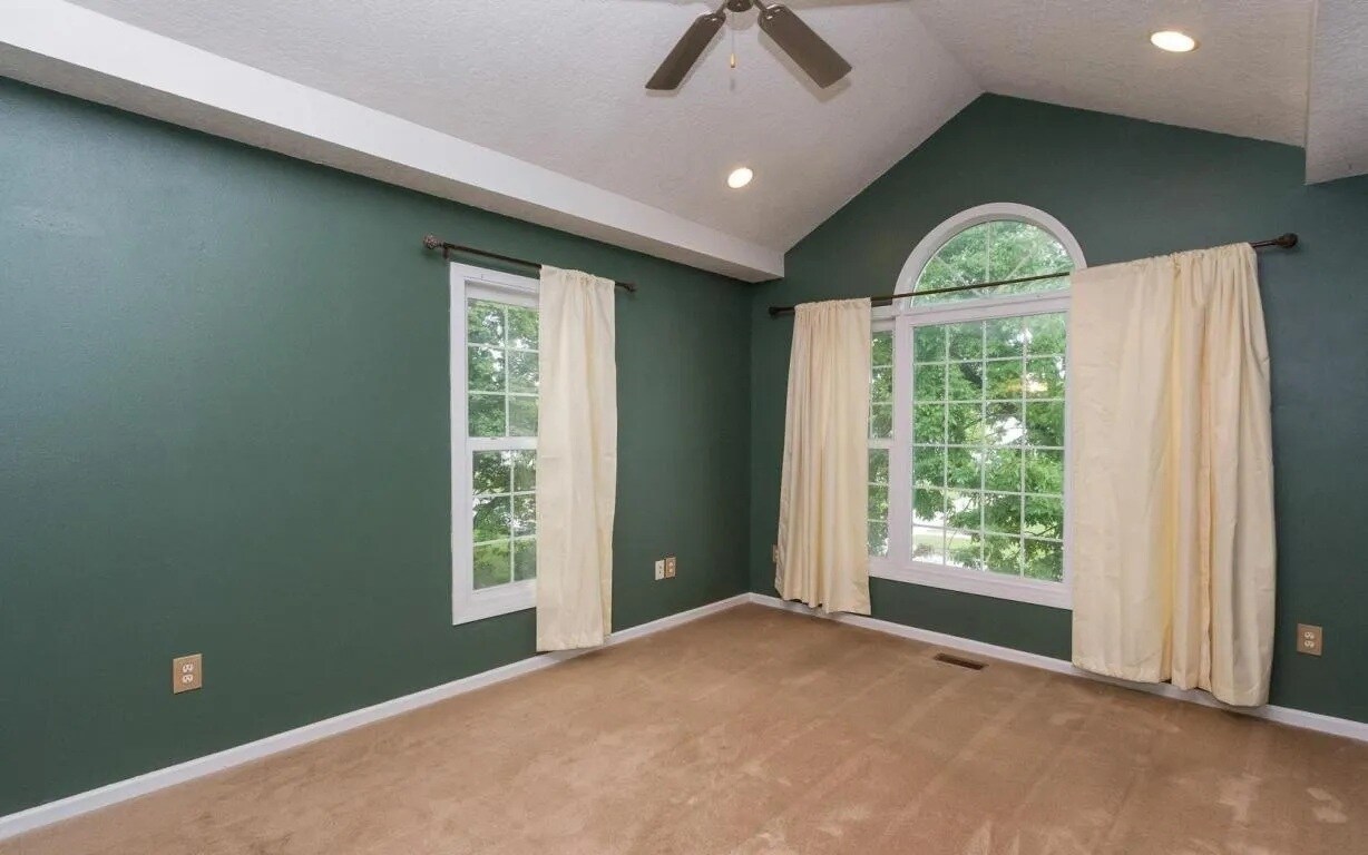 Building Photo - 4003 Marigold Dr