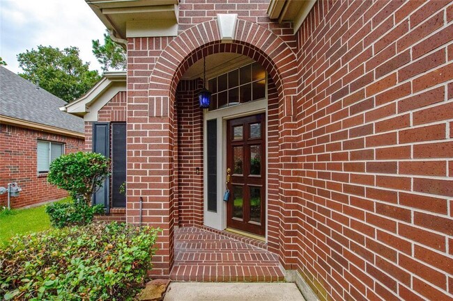 Building Photo - 7718 Trophy Pl Dr
