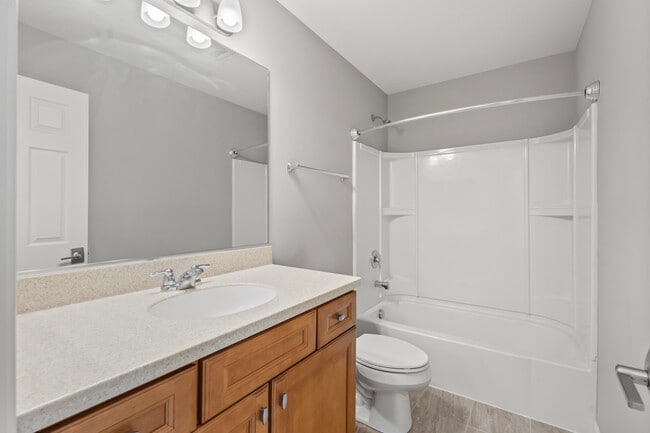 Building Photo - 7077 Hidden Green Cir