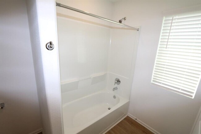 Building Photo - 18527 Gold Holw Ct