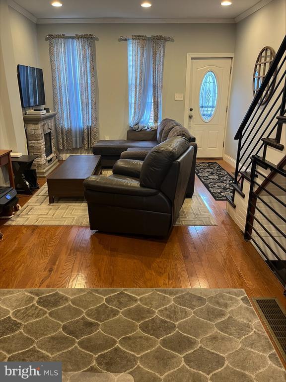 Building Photo - 2709 E Elkhart St