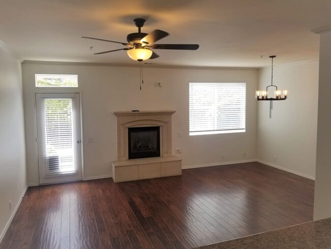 Building Photo - Condo - Two Story Islay Point Villas