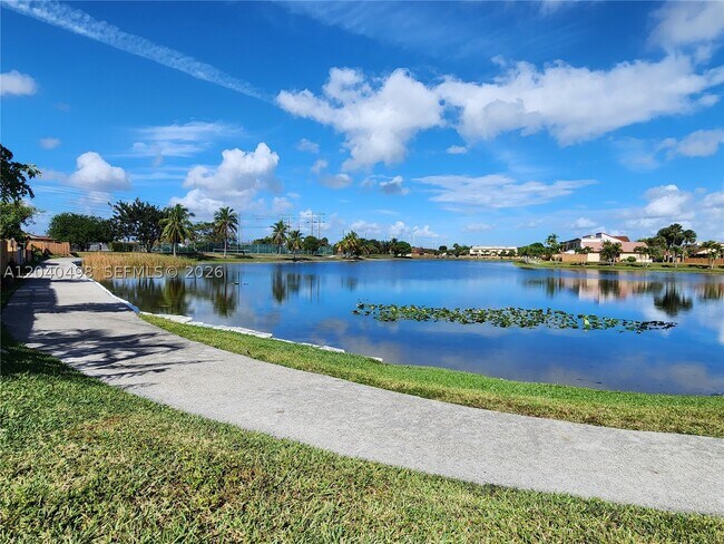 Building Photo - 13412 SW 17th Terrace Cir S
