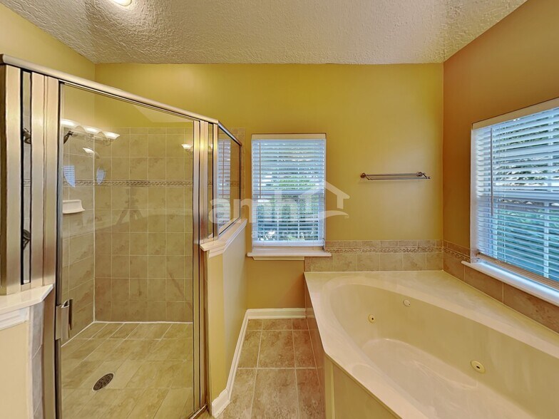 Building Photo - 921 Indian River Rd