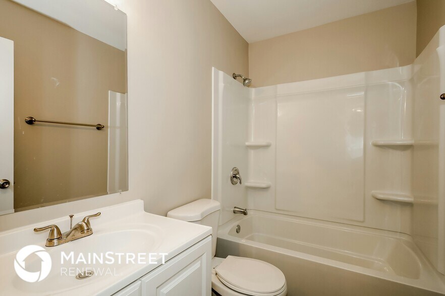 Building Photo - 5120 Swedish Ivy Ln