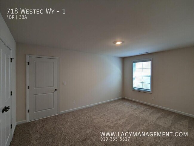 Building Photo - 718 Westec Wy