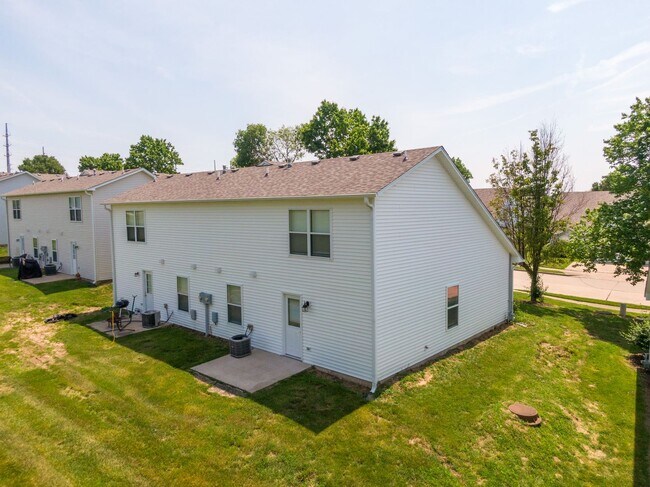 Building Photo - 3523-3525 Prescott Dr.