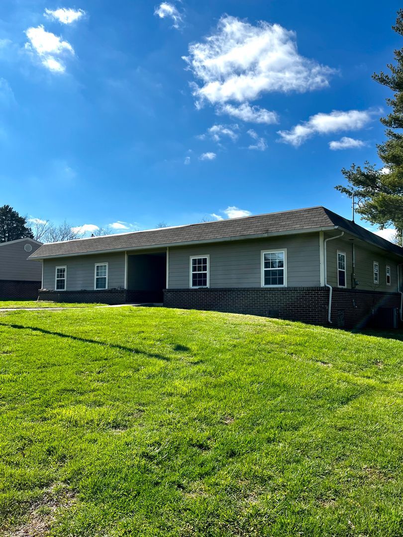 Interior Photo - Oak Park Apartments