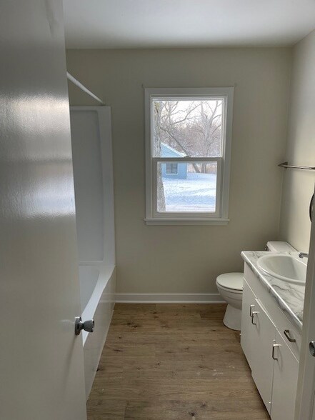 Building Photo - 7703 Northridge Dr