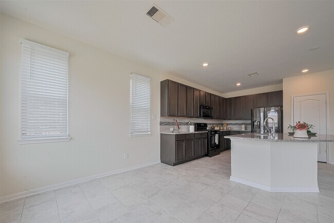 Building Photo - 25327 Cheshire Knoll St