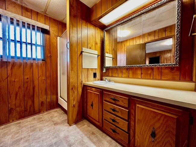 Building Photo - 2/2 Mobile Home