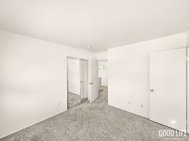 Building Photo - Beautiful 3B/2.5BA Home in Mira Mesa for Rent!