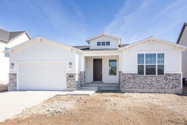 Building Photo - 2526 N 3670 W