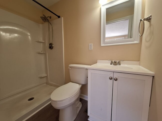 Building Photo - 501 Chanticlair Court