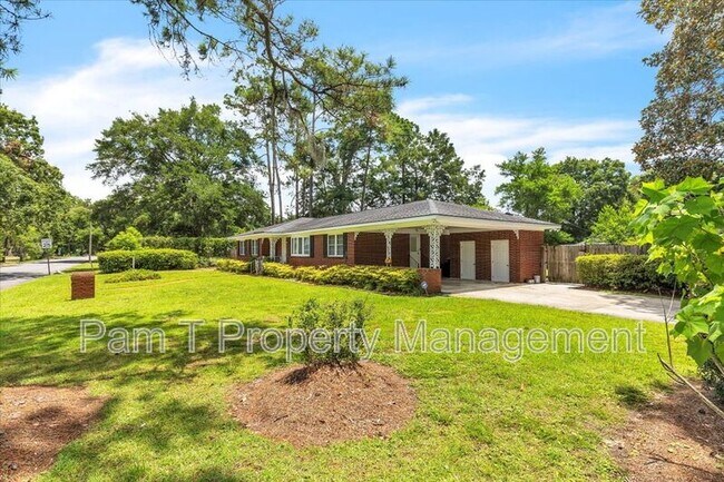 Building Photo - 2009 Bacon Park Dr