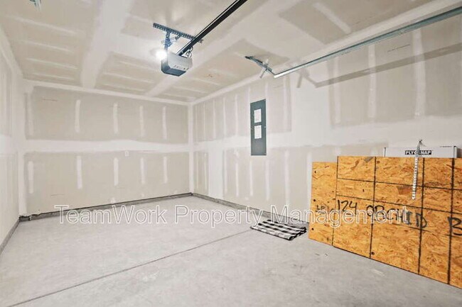 Building Photo - 124 Orchid Bloom Cir
