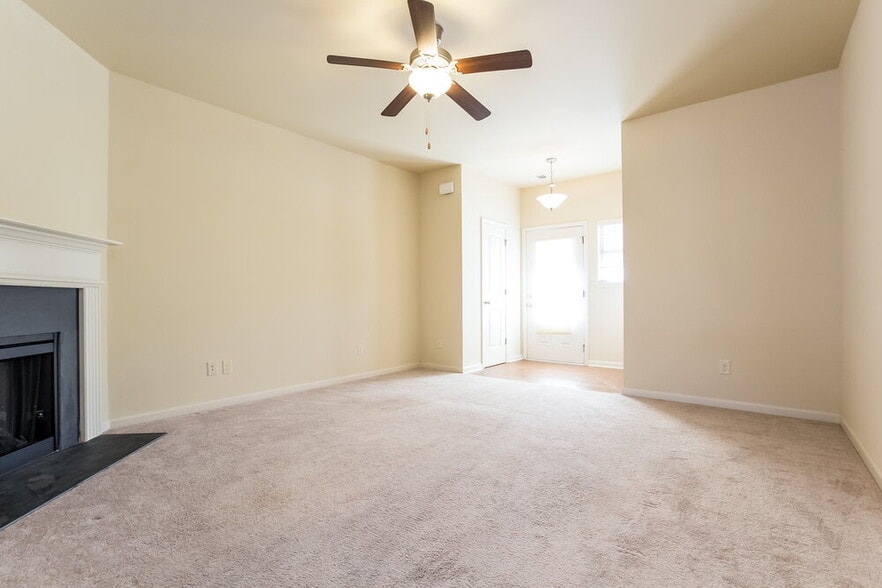 Building Photo - 1314 Little Hampton Dr