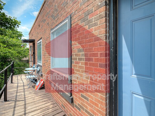 Building Photo - 704 NW 92nd St