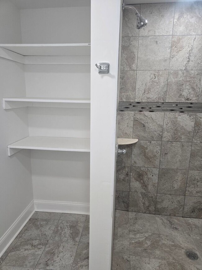 Building Photo - 1702 Widener Pl