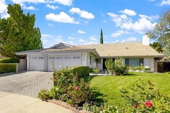 Building Photo - 12115 Braemore Pl